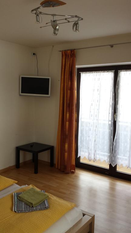 Gasthof Wildschoenauer Bahnhof Worgl Room photo